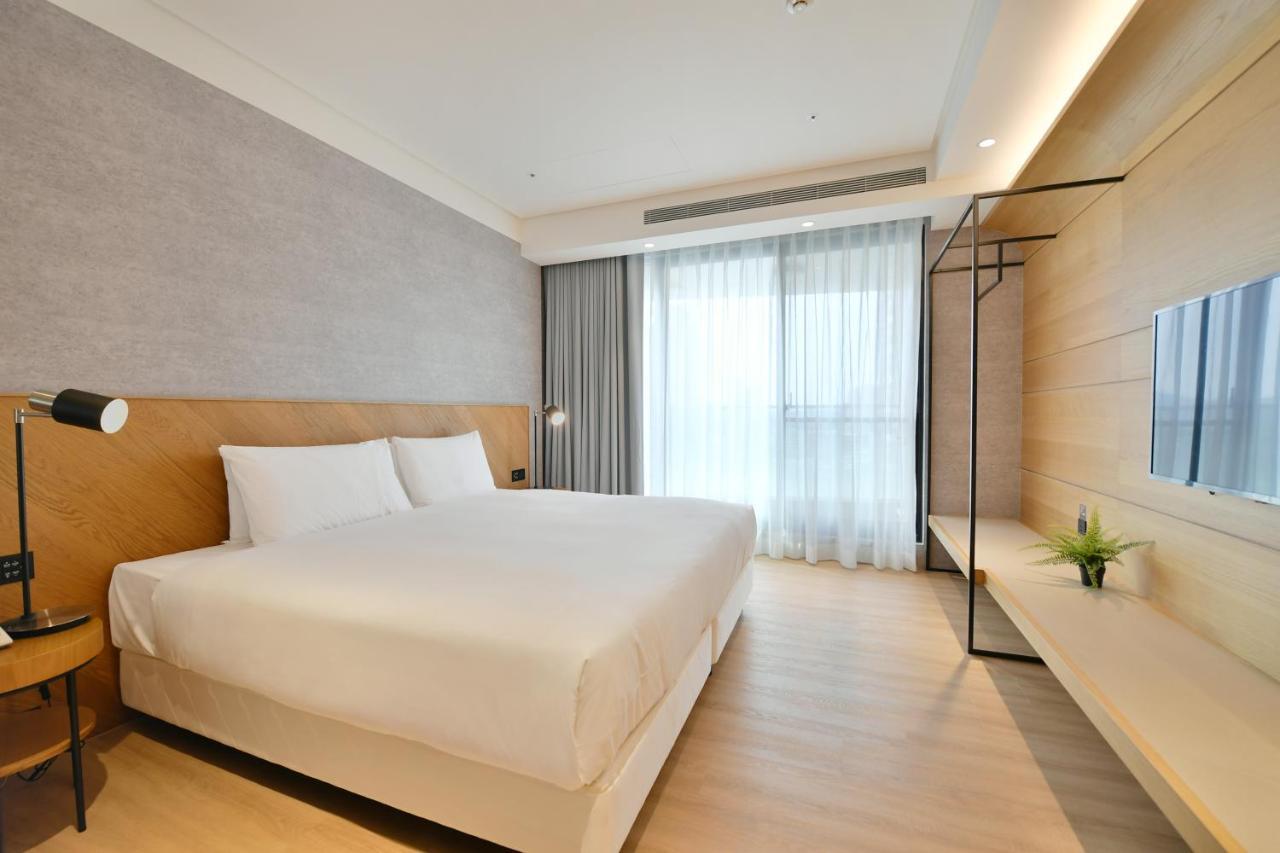 Check Inn Select New Taipei Sanchong Экстерьер фото