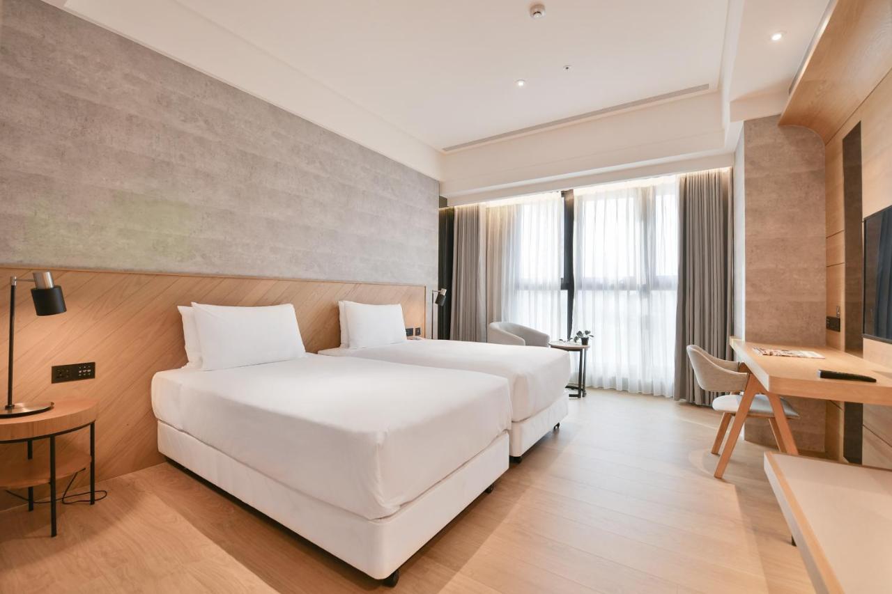 Check Inn Select New Taipei Sanchong Экстерьер фото