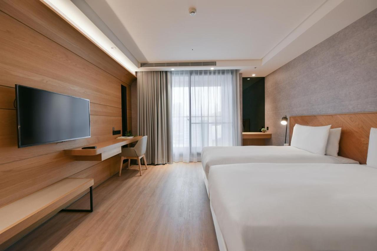 Check Inn Select New Taipei Sanchong Экстерьер фото