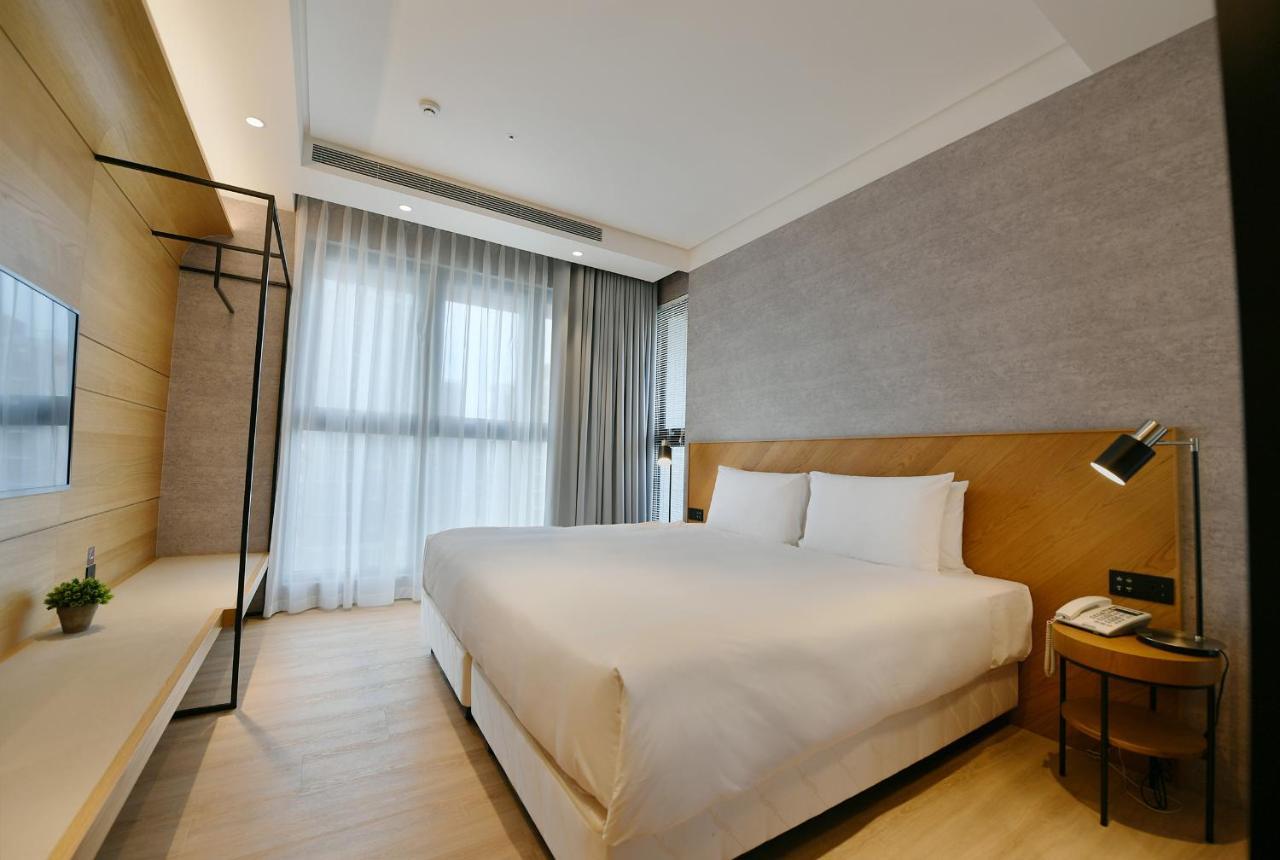 Check Inn Select New Taipei Sanchong Экстерьер фото