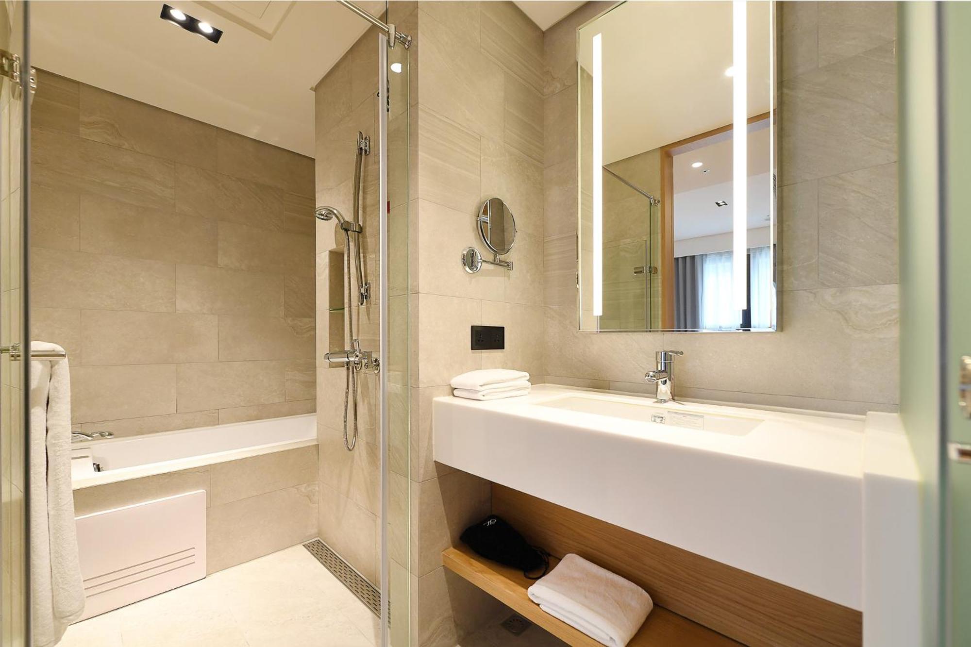 Check Inn Select New Taipei Sanchong Экстерьер фото